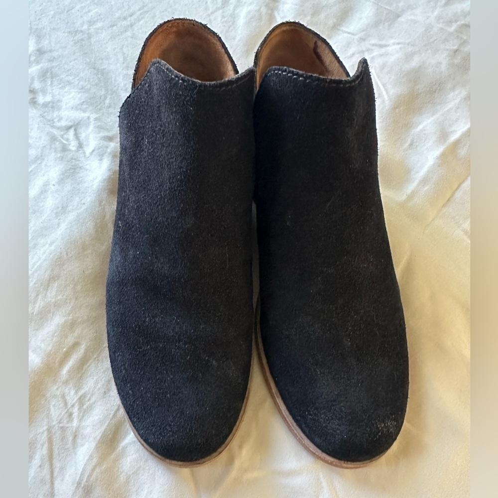 Frye Women’s Elyssa Black Suede Leather Shootie, Size 7 - Picture 10 of 10